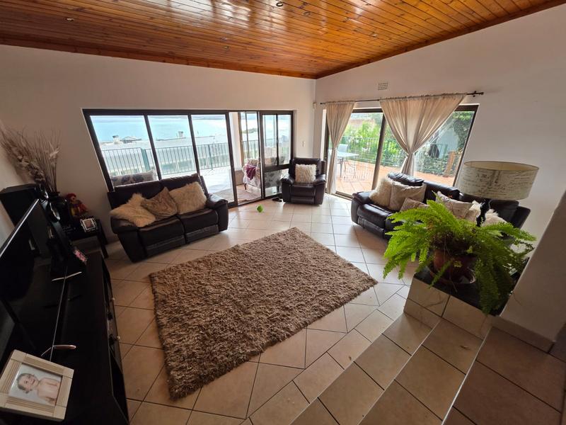 5 Bedroom Property for Sale in Gordons Bay Western Cape